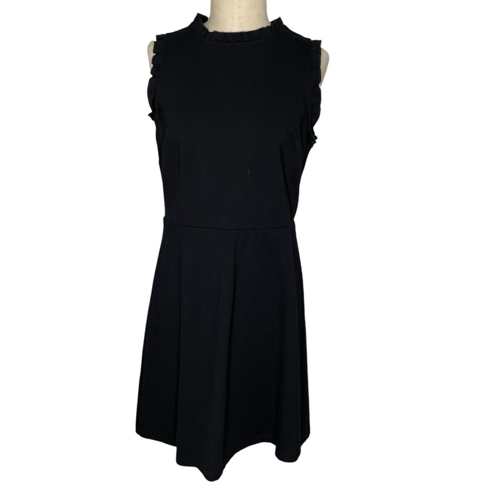 LOFT Size 8P Black Sleeveless Dress